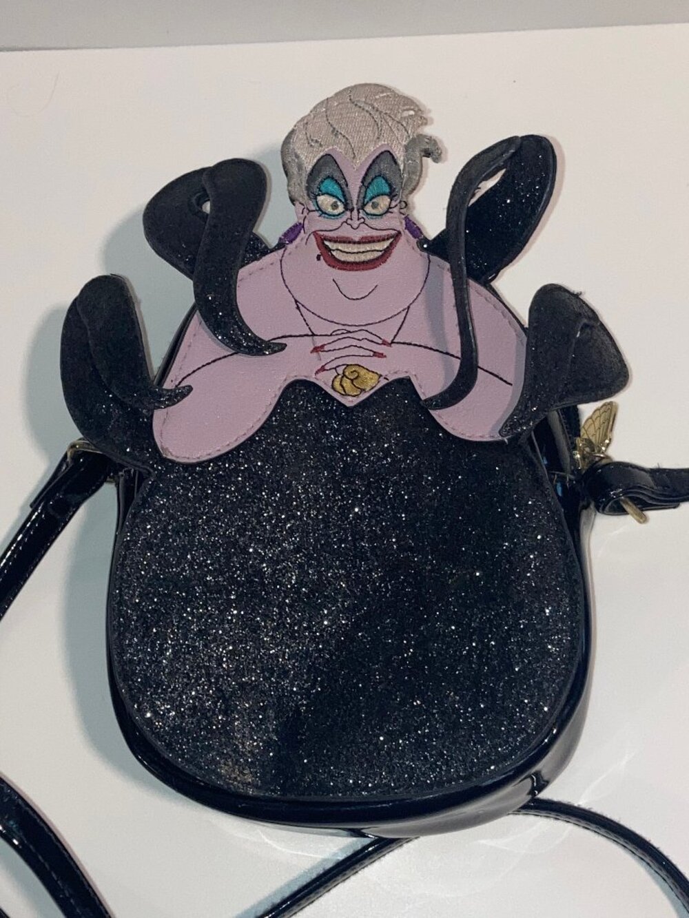 Disney Little Mermaid Ursula Danielle Nicole Crossbody Bag Glitter Black Purse